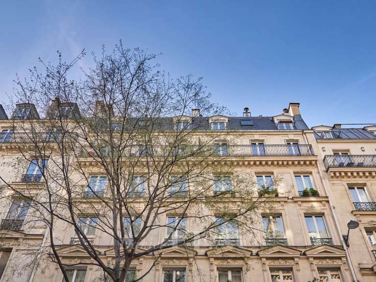 Appartement Paris 9e - 2 chambres - 68m²