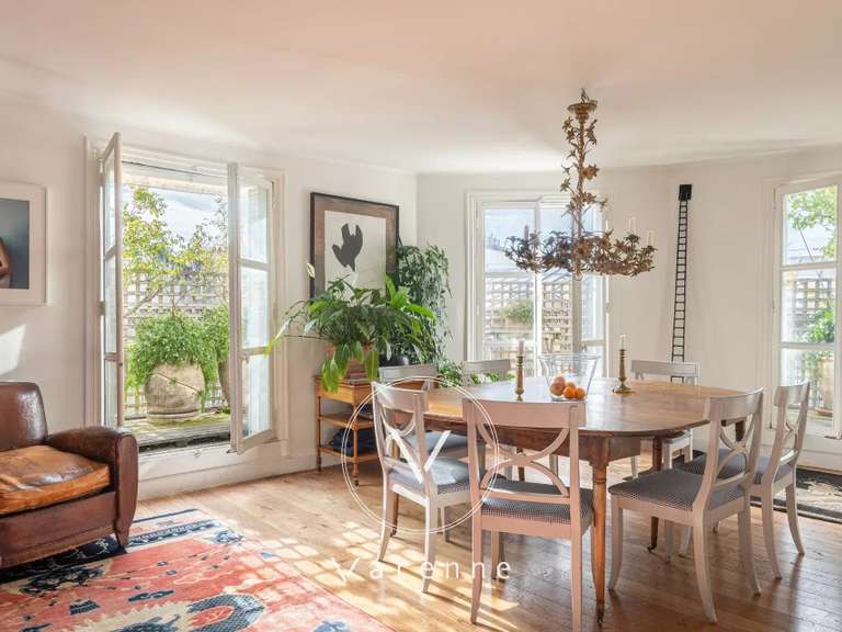 Appartement Paris 9e - 3 chambres - 147m²