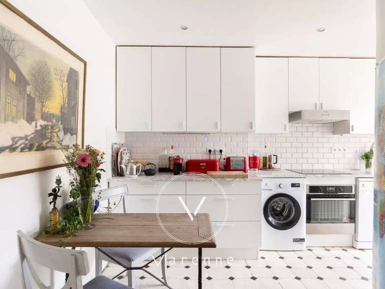 Appartement Paris 9e - 3 chambres - 147m²