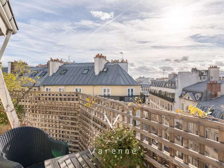 Appartement Paris 9e - 3 chambres - 147m²