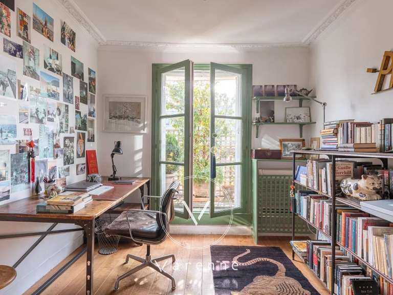 Appartement Paris 9e - 3 chambres - 147m²