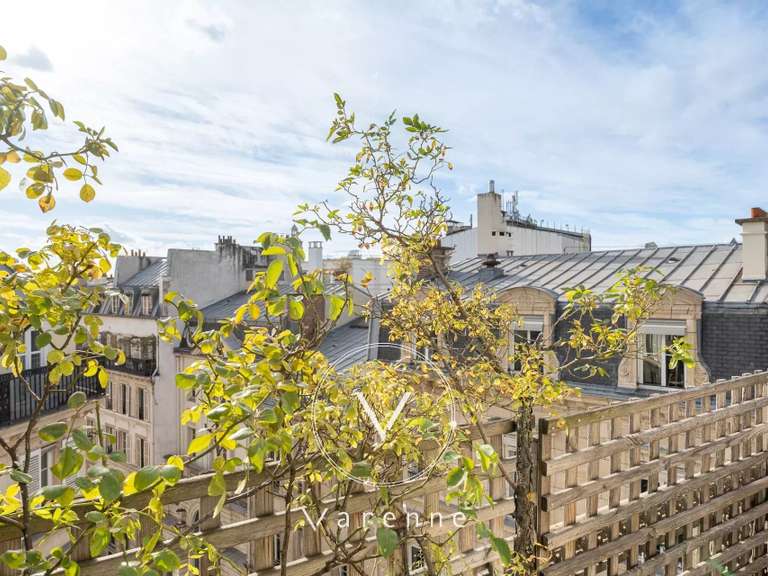 Appartement Paris 9e - 3 chambres - 147m²