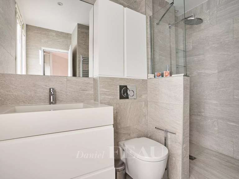 Apartment Paris 9e - 4 bedrooms - 135m²