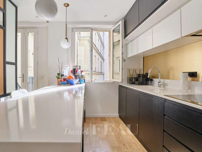 Apartment Paris 9e - 4 bedrooms - 135m²