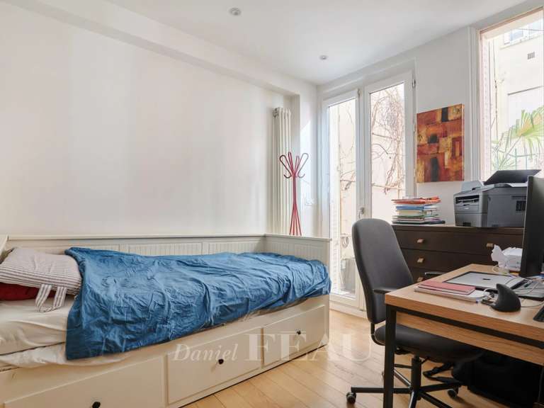 Apartment Paris 9e - 4 bedrooms - 135m²