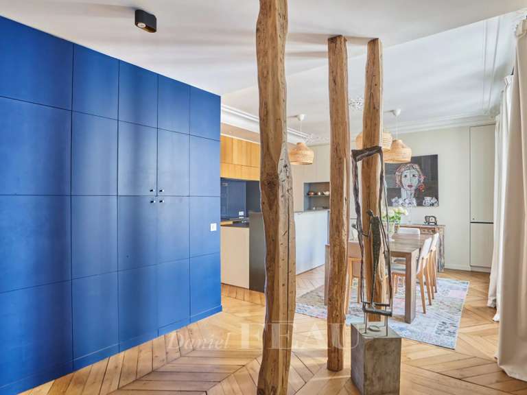 Appartement Paris 9e - 3 chambres - 97m²