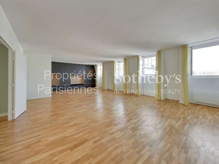 Appartement Paris 9e - 3 chambres - 141m²