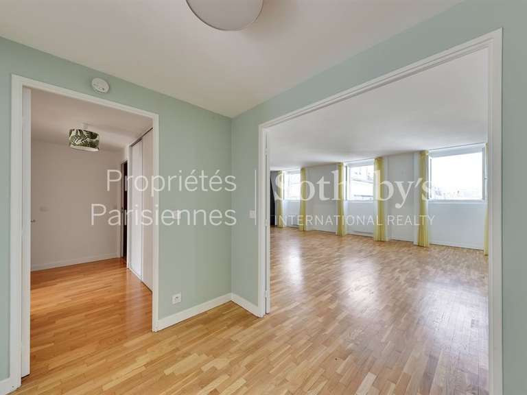 Appartement Paris 9e - 3 chambres - 141m²