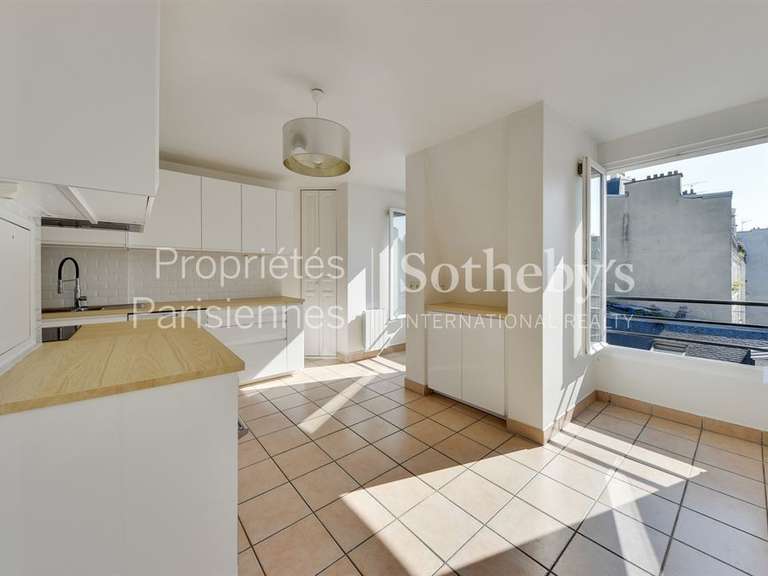 Appartement Paris 9e - 3 chambres - 141m²
