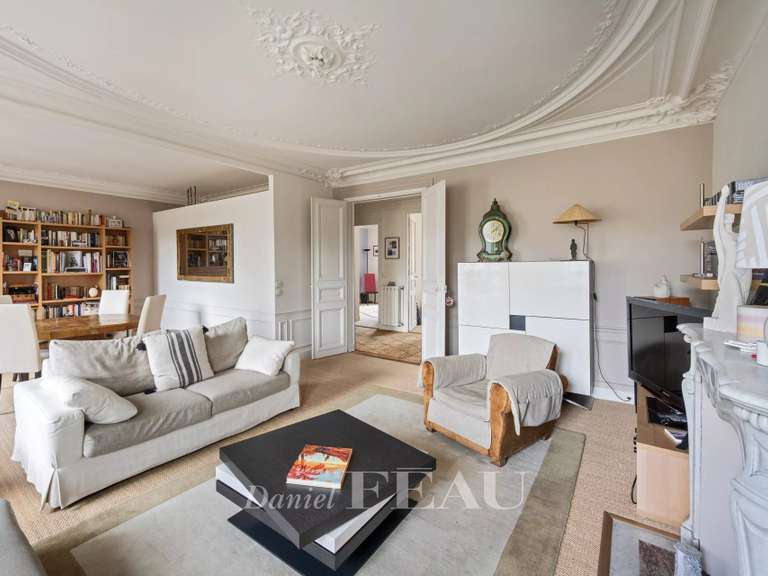 Appartement Paris 9e - 3 chambres - 114m²