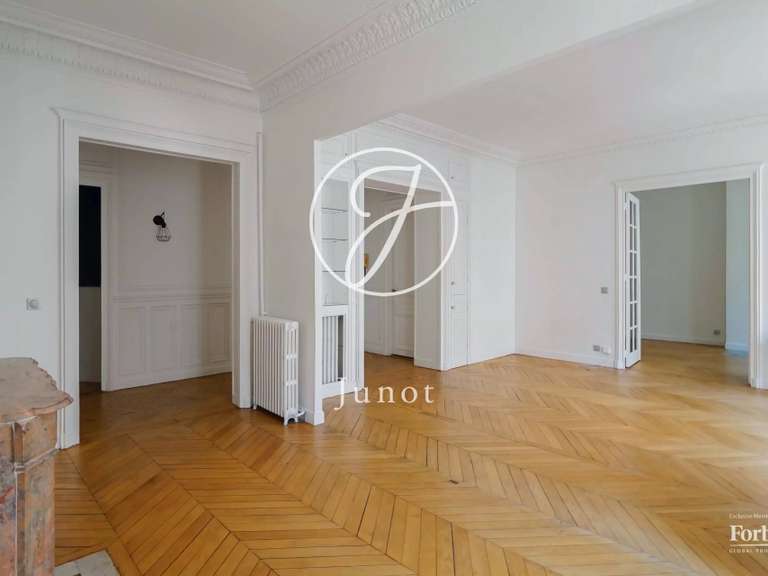 Apartment Paris 9e - 3 bedrooms - 117m²