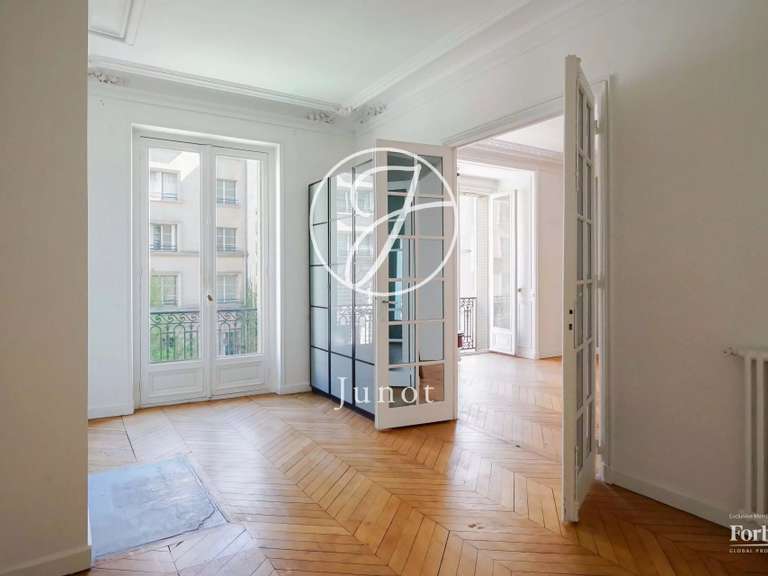 Apartment Paris 9e - 3 bedrooms - 117m²
