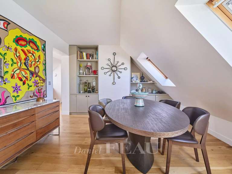 Appartement Paris 9e - 1 chambre - 83m²