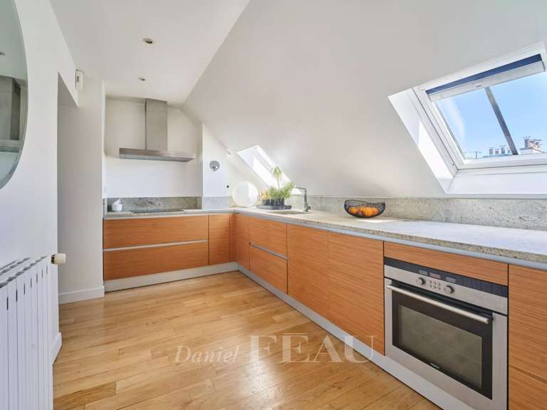 Appartement Paris 9e - 1 chambre - 83m²