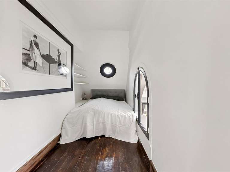 Appartement Paris 9e - 4 chambres - 158m²