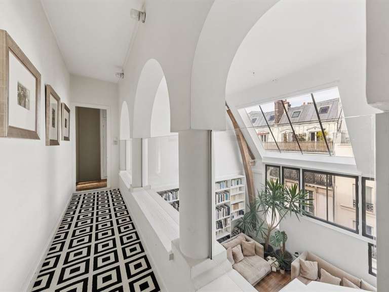 Appartement Paris 9e - 4 chambres - 158m²