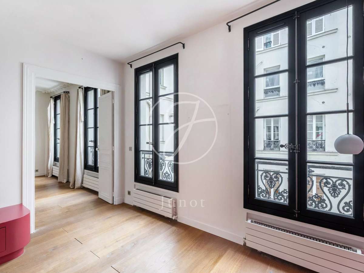 Apartment Paris 9e