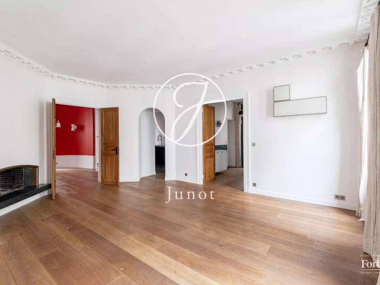 Appartement Paris 9e - 3 chambres - 122m²