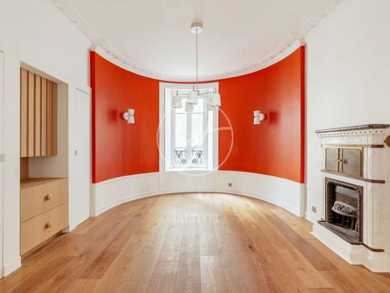 Apartment Paris 9e - 3 bedrooms - 122m²