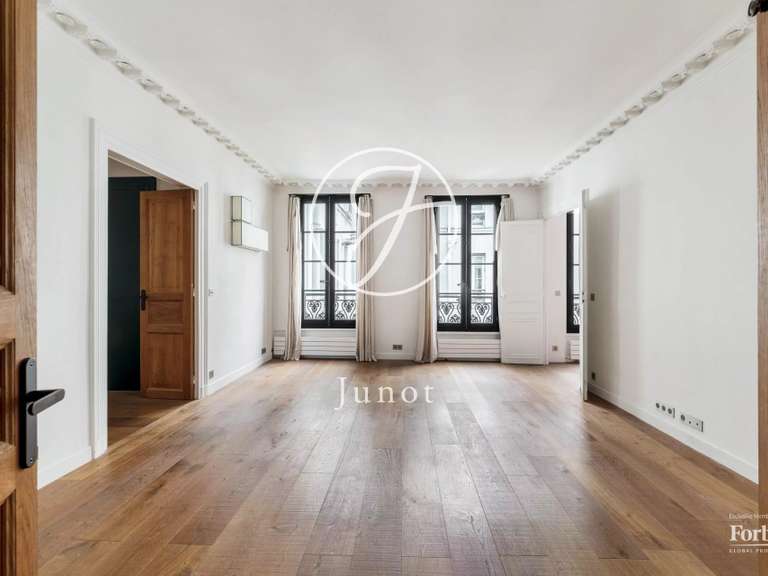 Appartement Paris 9e - 3 chambres - 122m²