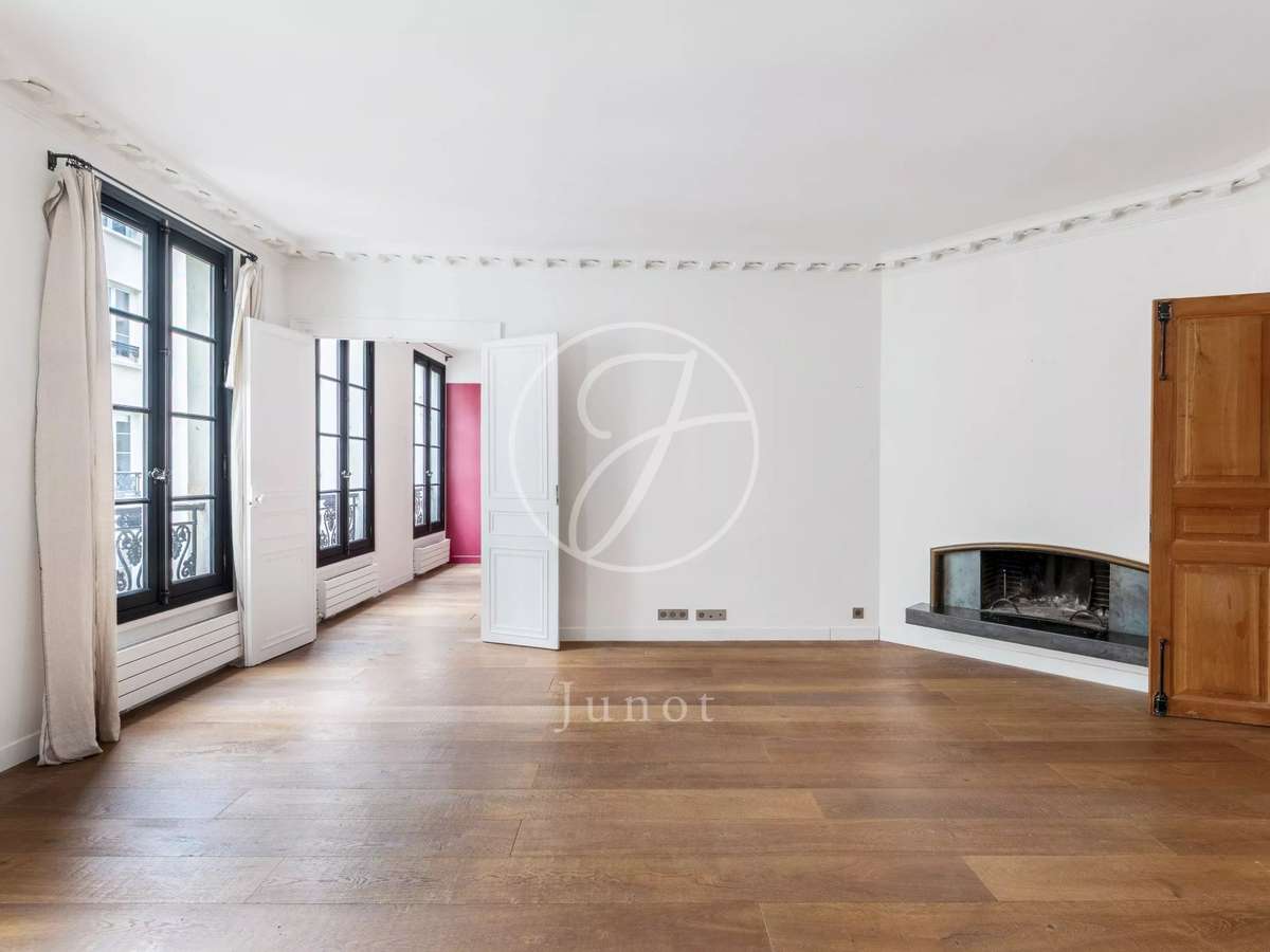 Apartment Paris 9e
