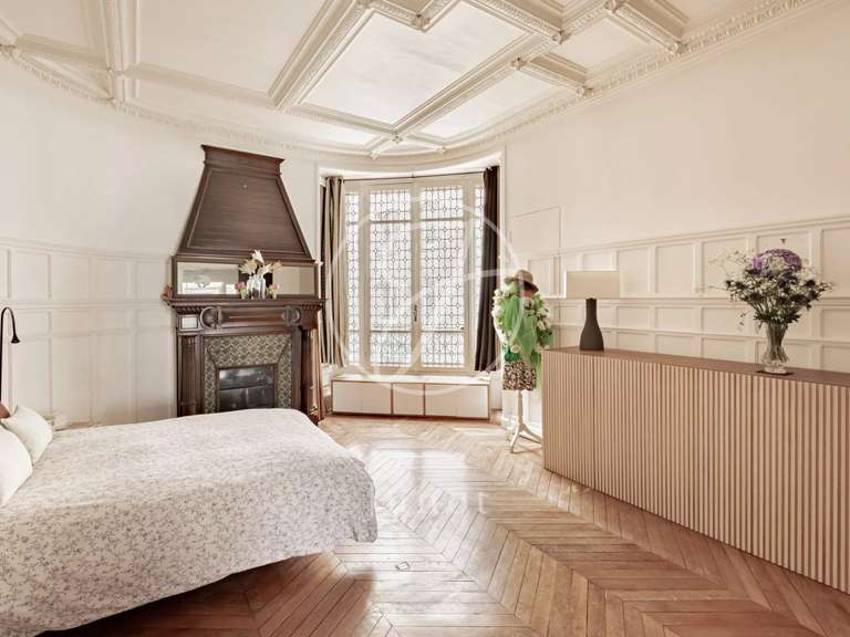 Appartement Paris 9e - 5 chambres - 248m²