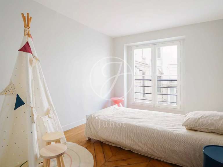 Apartment Paris 9e - 3 bedrooms - 97m²