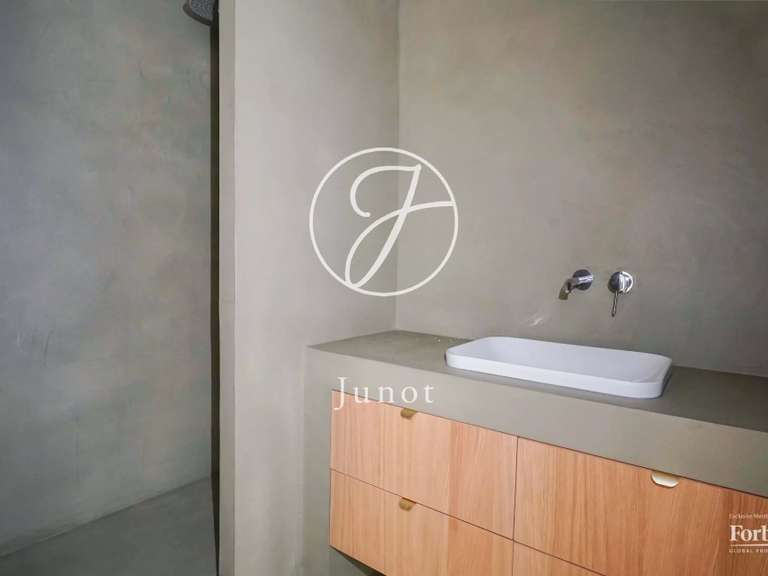 Appartement Paris 9e - 3 chambres - 97m²