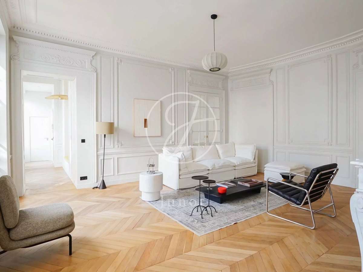 Apartment Paris 9e