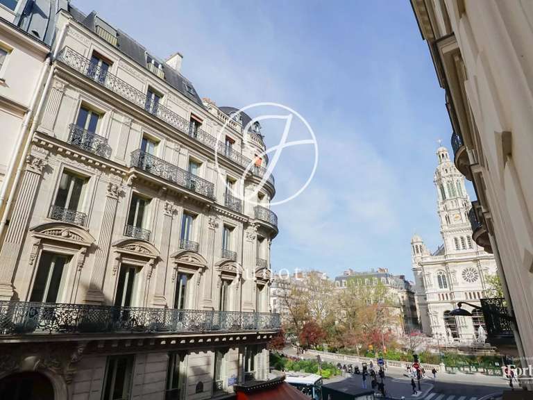 Appartement Paris 9e - 3 chambres - 176m²