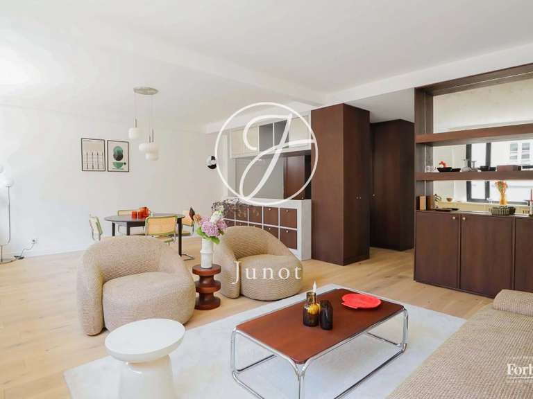 Appartement Paris 9e - 3 chambres - 97m²