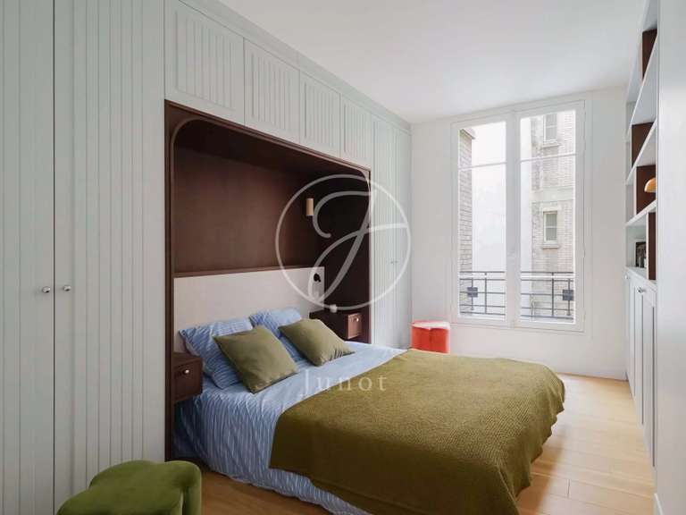 Apartment Paris 9e - 3 bedrooms - 97m²
