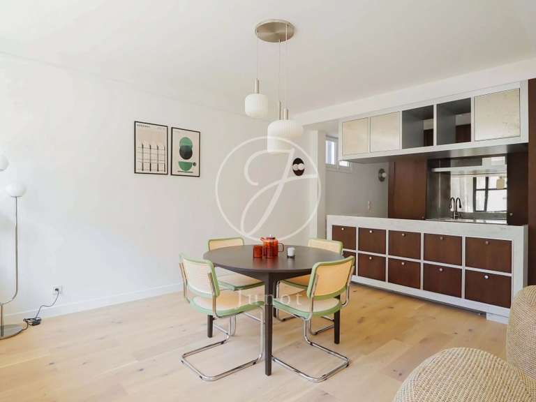 Apartment Paris 9e - 3 bedrooms - 97m²