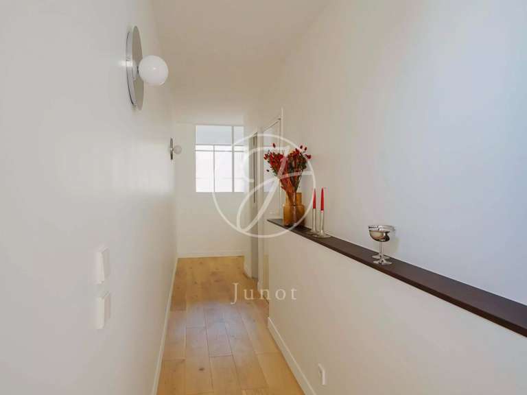 Apartment Paris 9e - 3 bedrooms - 97m²