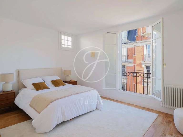 Apartment Paris 9e - 3 bedrooms - 124m²