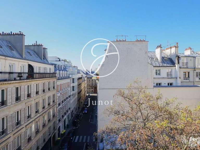 Appartement Paris 9e - 3 chambres - 124m²