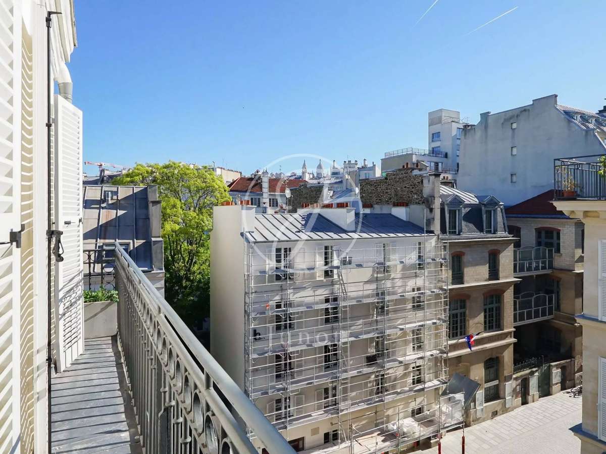 Apartment Paris 9e