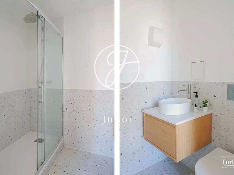 Appartement Paris 9e - 3 chambres - 124m²