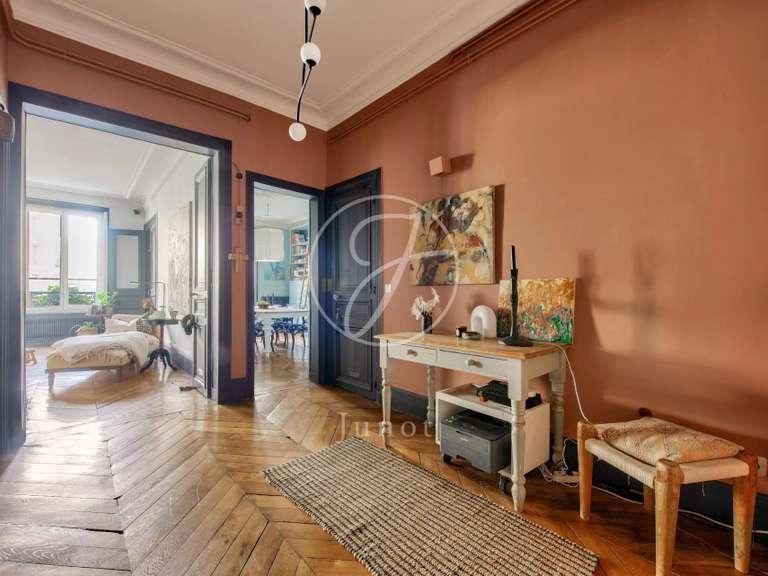 Appartement Paris 9e - 4 chambres - 123m²