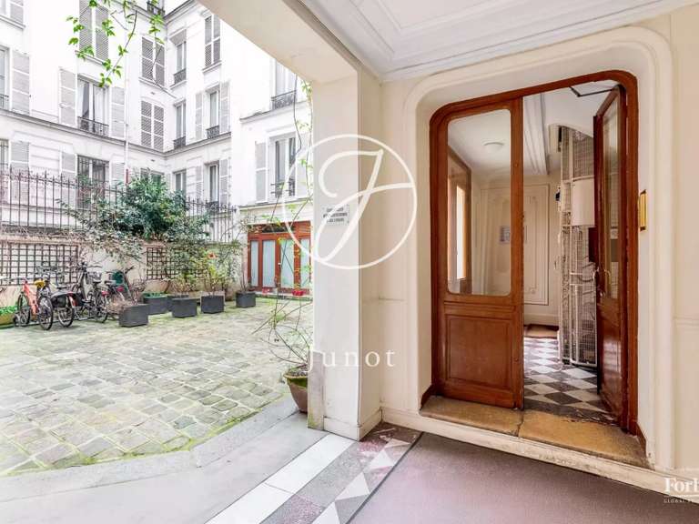 Apartment Paris 9e - 3 bedrooms - 141m²