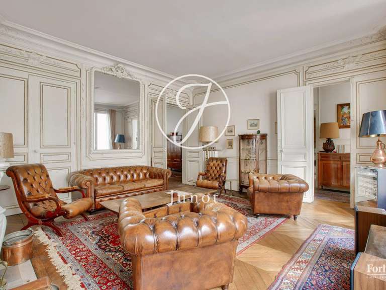 Appartement Paris 9e - 3 chambres - 141m²