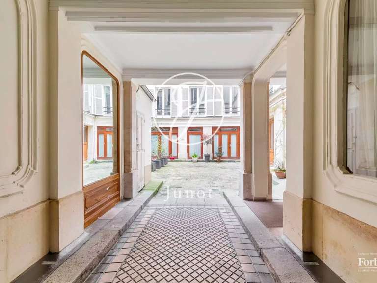 Apartment Paris 9e - 3 bedrooms - 141m²