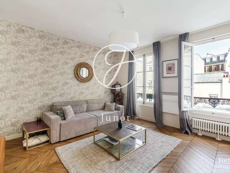Appartement Paris 9e - 3 chambres - 97m²