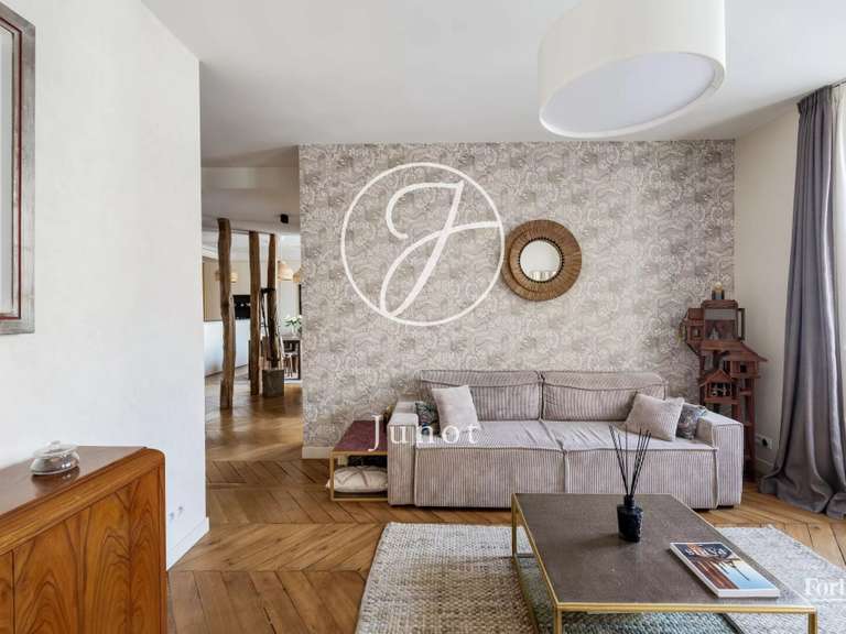 Appartement Paris 9e - 3 chambres - 97m²