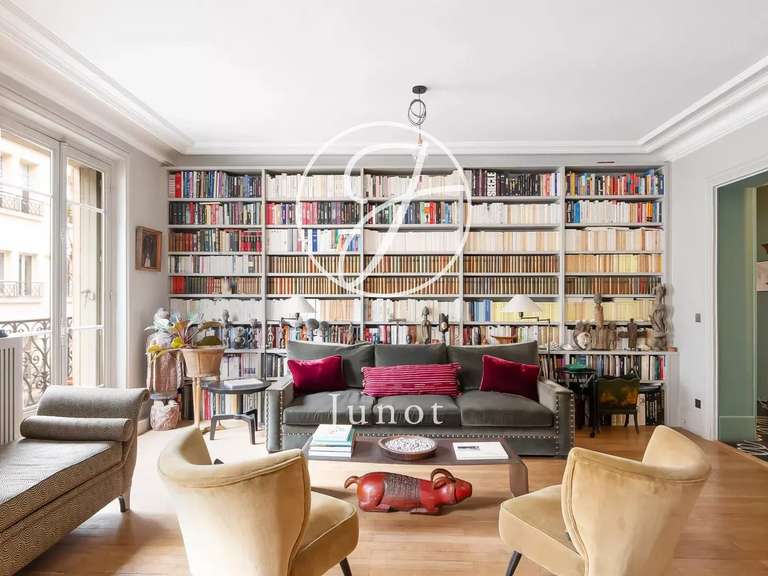 Appartement Paris 9e - 4 chambres - 166m²