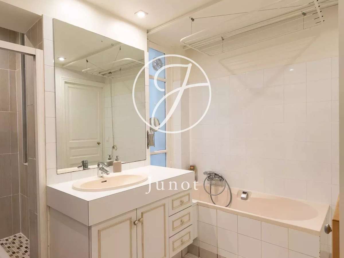 Appartement Paris 9e