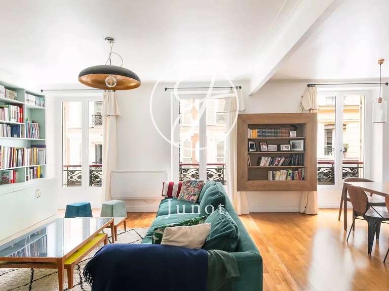 Appartement Paris 9e - 3 chambres - 98m²