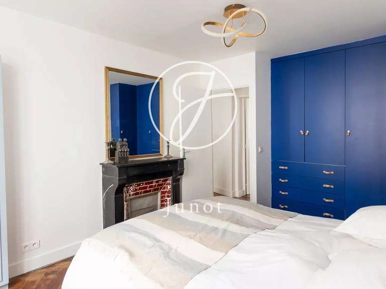 Appartement Paris 9e - 3 chambres - 98m²