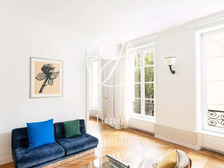 Appartement Paris 9e - 2 chambres - 74m²