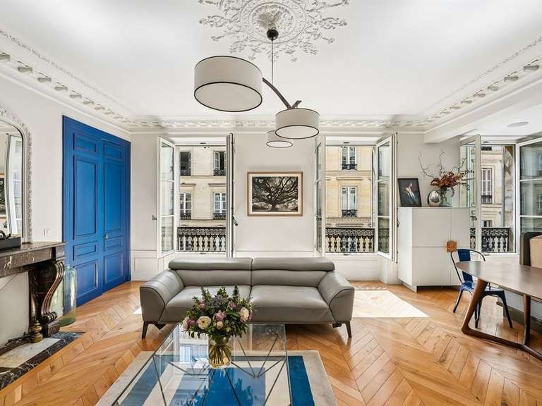 Appartement Paris 9e - 3 chambres - 152m²